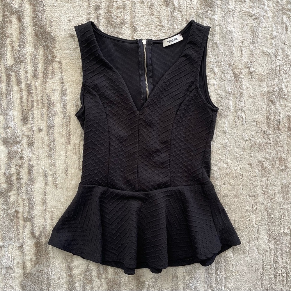 Black V-neckline peplum top size small